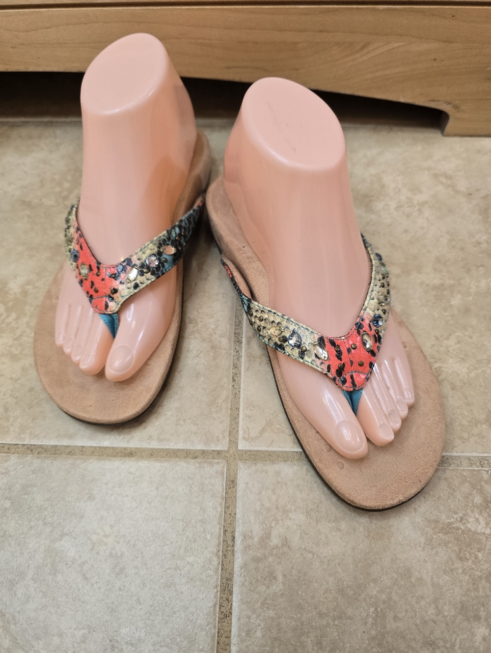Vionic Lucia Women's Embellished Thong Sandals Blue Teal Snake Size 7